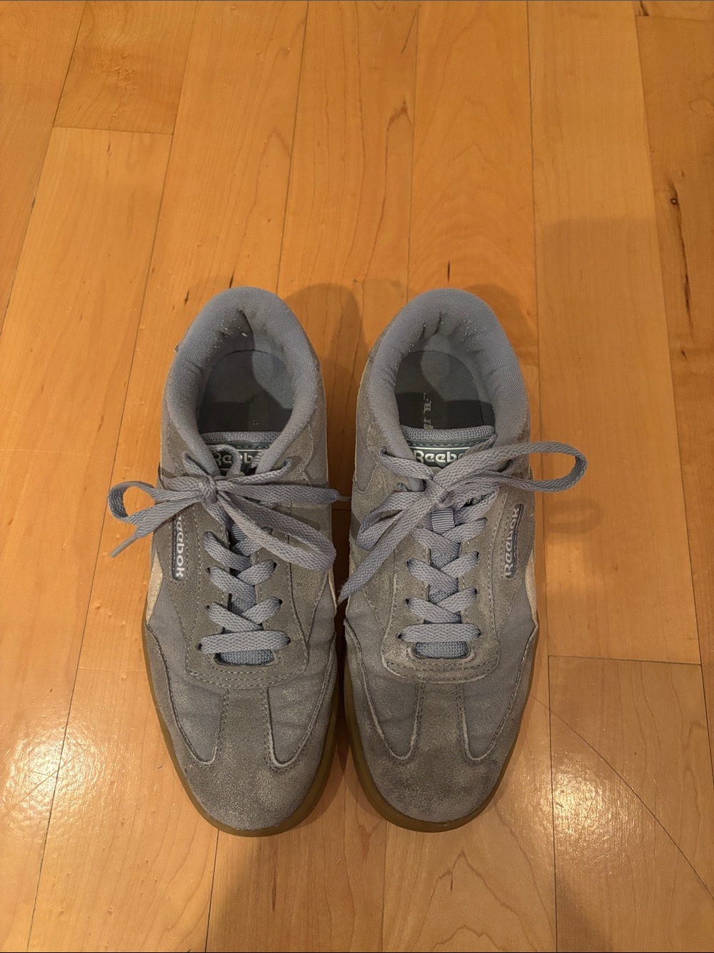 Reebok Sneakers